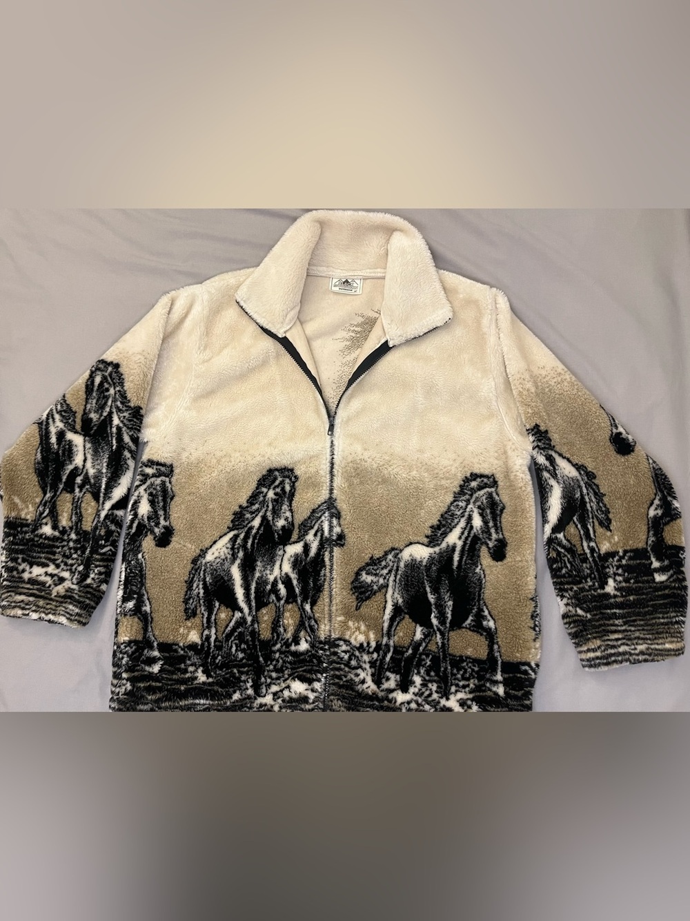 Black Mountain Horse 90s Cream Horse Fleece Jacket Size M/L